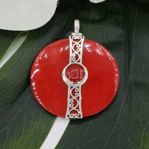 Zilveren hanger met grote ronde rode Koraal