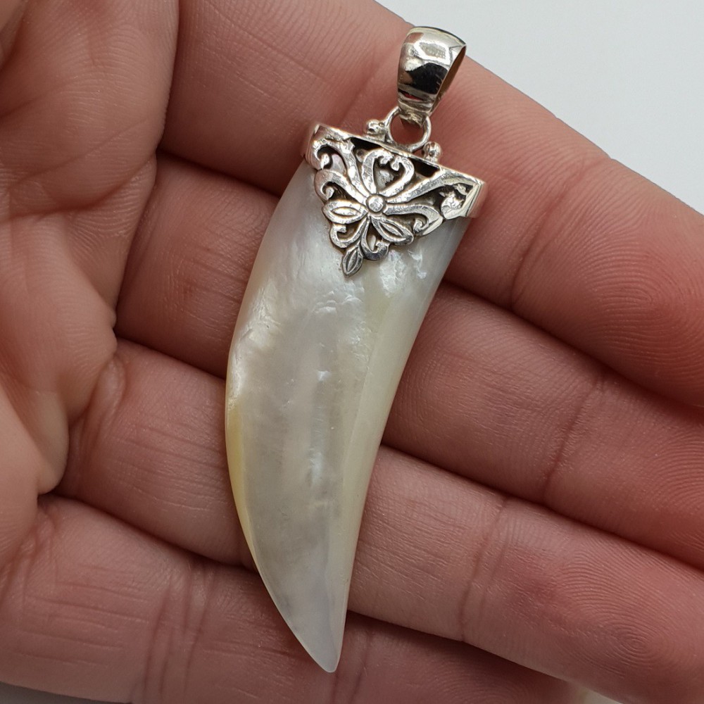 Zilveren hanger met Parelmoer