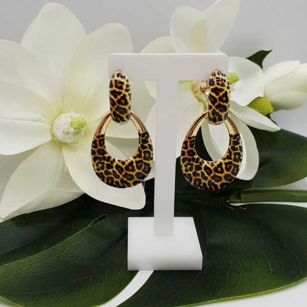 Creoles with pendant with leopard print
