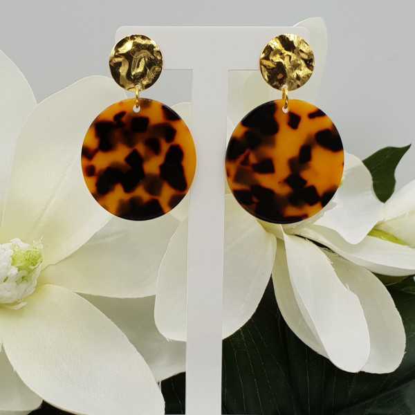 Gold plated earrings with round resin pendant