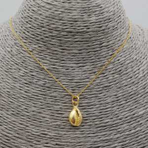 Gold plated necklace with cowrie shell pendant