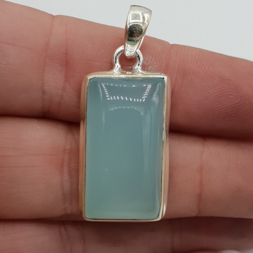 Zilveren hanger met smalle rechthoekige aqua Chalcedoon