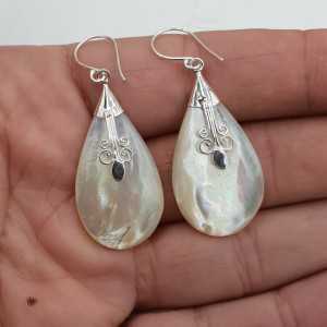 Silver earrings with drop-shaped mother-of-Pearl