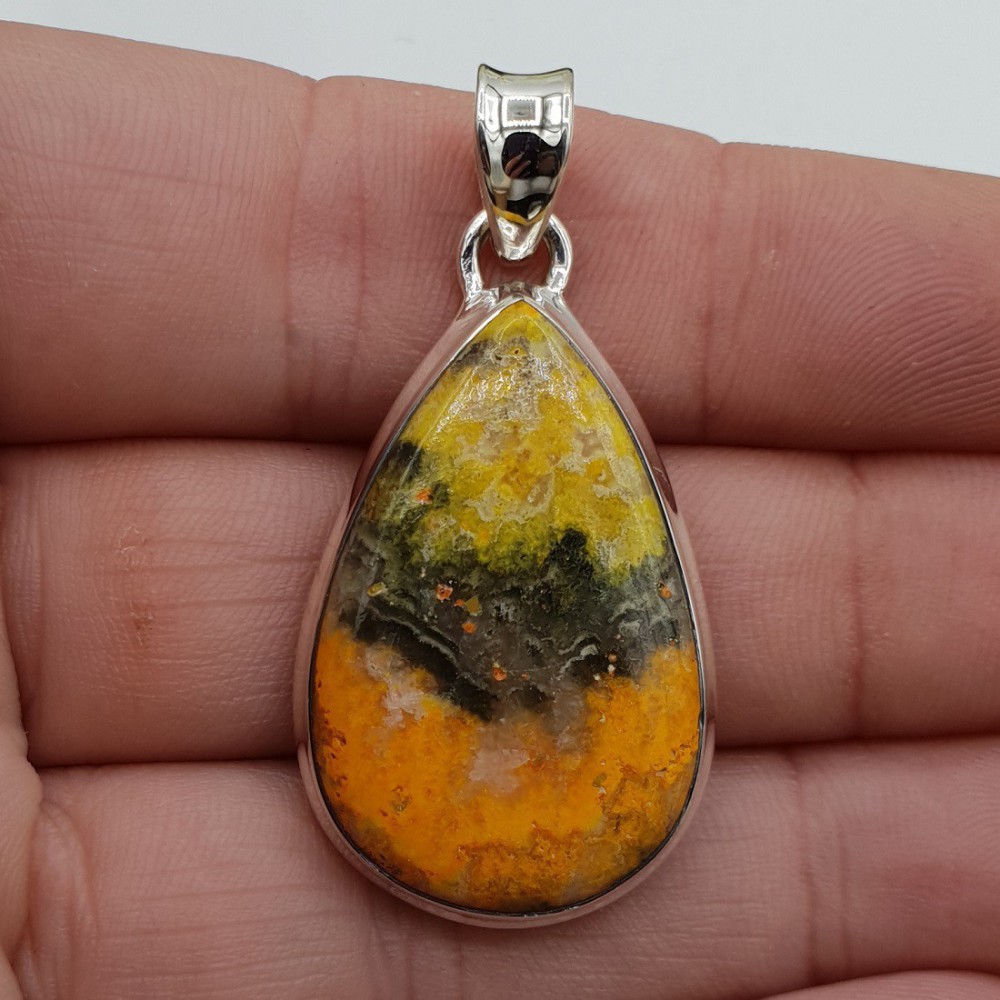 Zilveren edelsteenhanger druppelvormige cabochon Eclipse steen