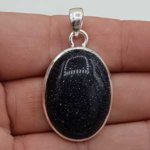 Silver pendant with oval cabochon blue Goudsteen