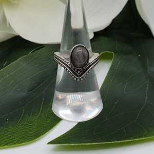 Silver V shape ring set with Labradorite 16.5 mm