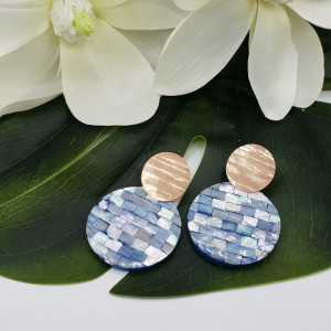 Rosé gold-plated earrings with round blue mosaic mother of Pearl pendant