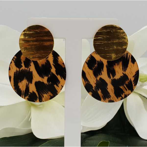 Gold plated earrings with leopard print resin pendant