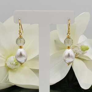 Gold plated earrings with Pearl and green Amethyst