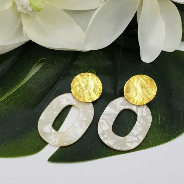 Earrings with marble white resin pendant