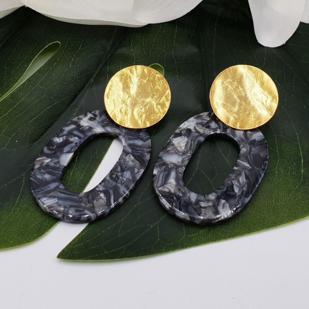 Earrings with marble of a dark grey resin pendant