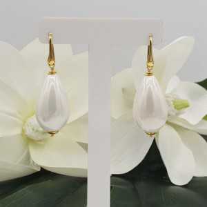 Earrings with big Pearl of shell