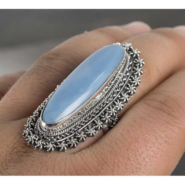 Zilveren ring gezet met grote ovale blauw Opaal 18.5 mm