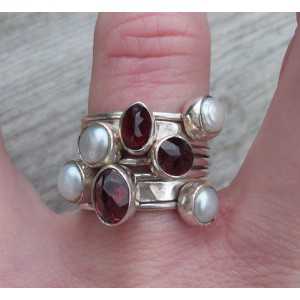 Zilveren ringen set gezet met Granaat en Parels 15.7 mm