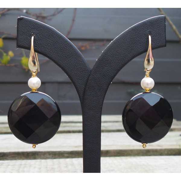 Gold plated earrings with round, large Onyx and Pearl