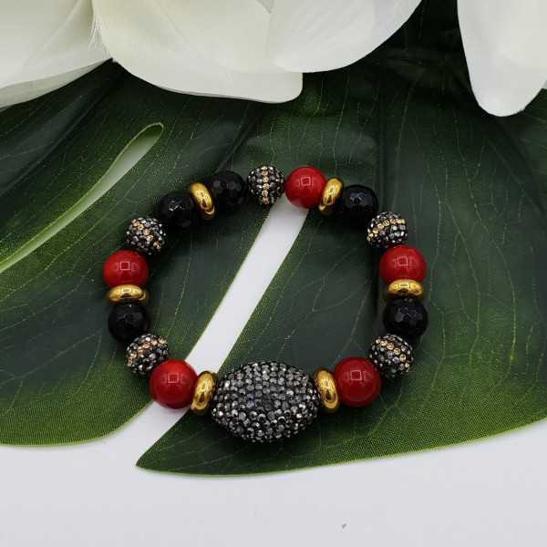 Armband aus schwarzen Onyx-Korallen und Kristallen