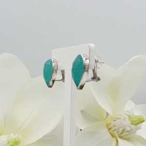 Silver oorknoppen set with aqua Chalcedony