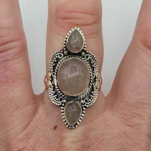 Zilveren ring gezet met cabochon geslepen Rozenkwarts 18.5 mm