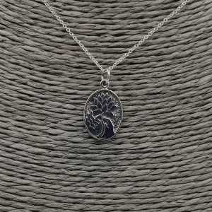 925 Sterling silver necklace with oval pendant with lotus