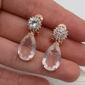 Rosé plated earrings with white Topaz and rose quartz
