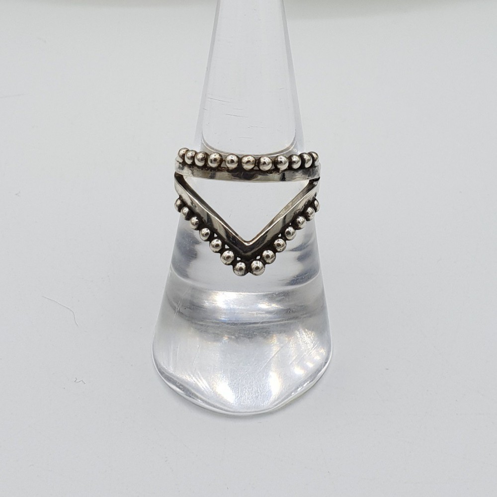 Double-layer chevron V-ring