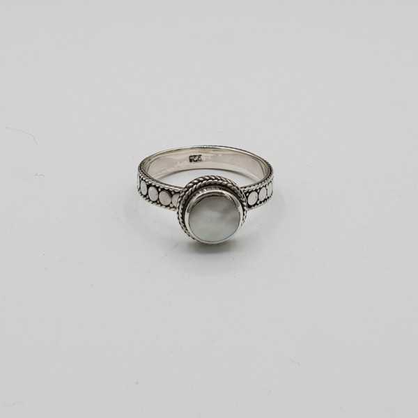 Silver ring set with round mother-of-Pearl