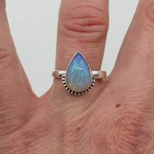 Silber ring mit ovalen äthiopischen Opal 18 mm