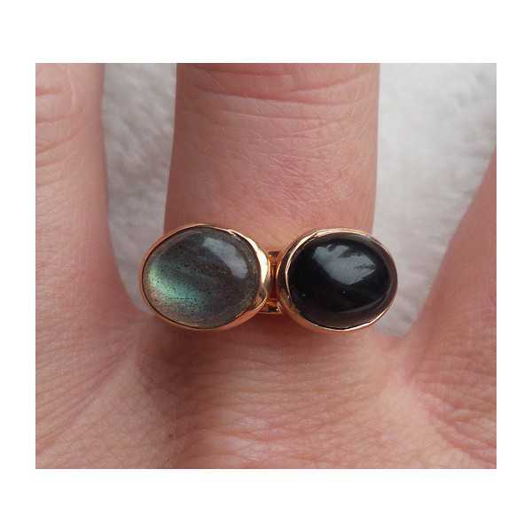Gold-plated rings set with Labradorite and Onyx (19 mm)