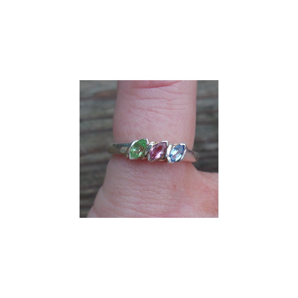 Silver ring set with pink Tourmaline, Peridot and Topaz 15.7 mm 