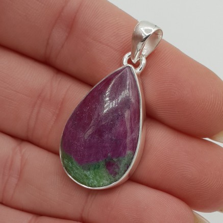 Zilveren hanger cabochon Robijn in Zoisiet