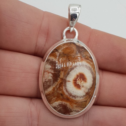 Zilveren hanger gezet met brede ovale Birds Eye (Vogel oog) Jaspis