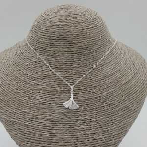 Silver necklace with Ginko leaf pendant