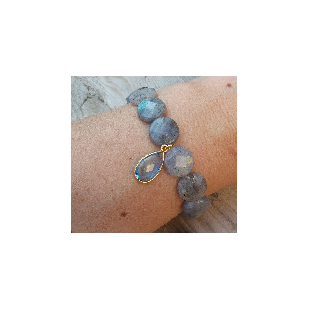 Armband met facet Labradoriet en vergulde blauwe Topaas Kwarts hanger 