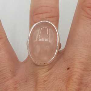Ein Silber ring set mit einem ovalen cabochon rose quartz 17.3 mm