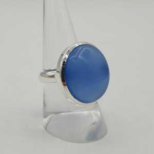 Ein Silber ring-set mit Runden, blauen Chalcedon-17.7 mm