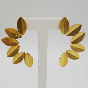 Gold-plated drop earrings leaves