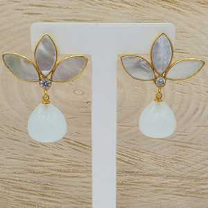 Gold-plated drop earrings with mother-of-Pearl-and-white variety of Chalcedony
