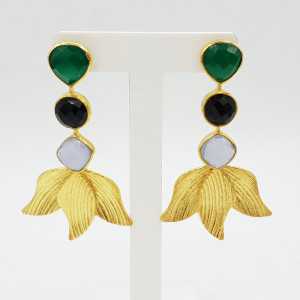 Gold-plated drop earrings with green Onyx Chalcedony and black Onyx.