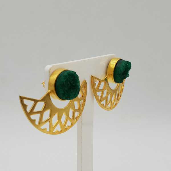 The gold-plated fan drop earrings with raw green Agate stone