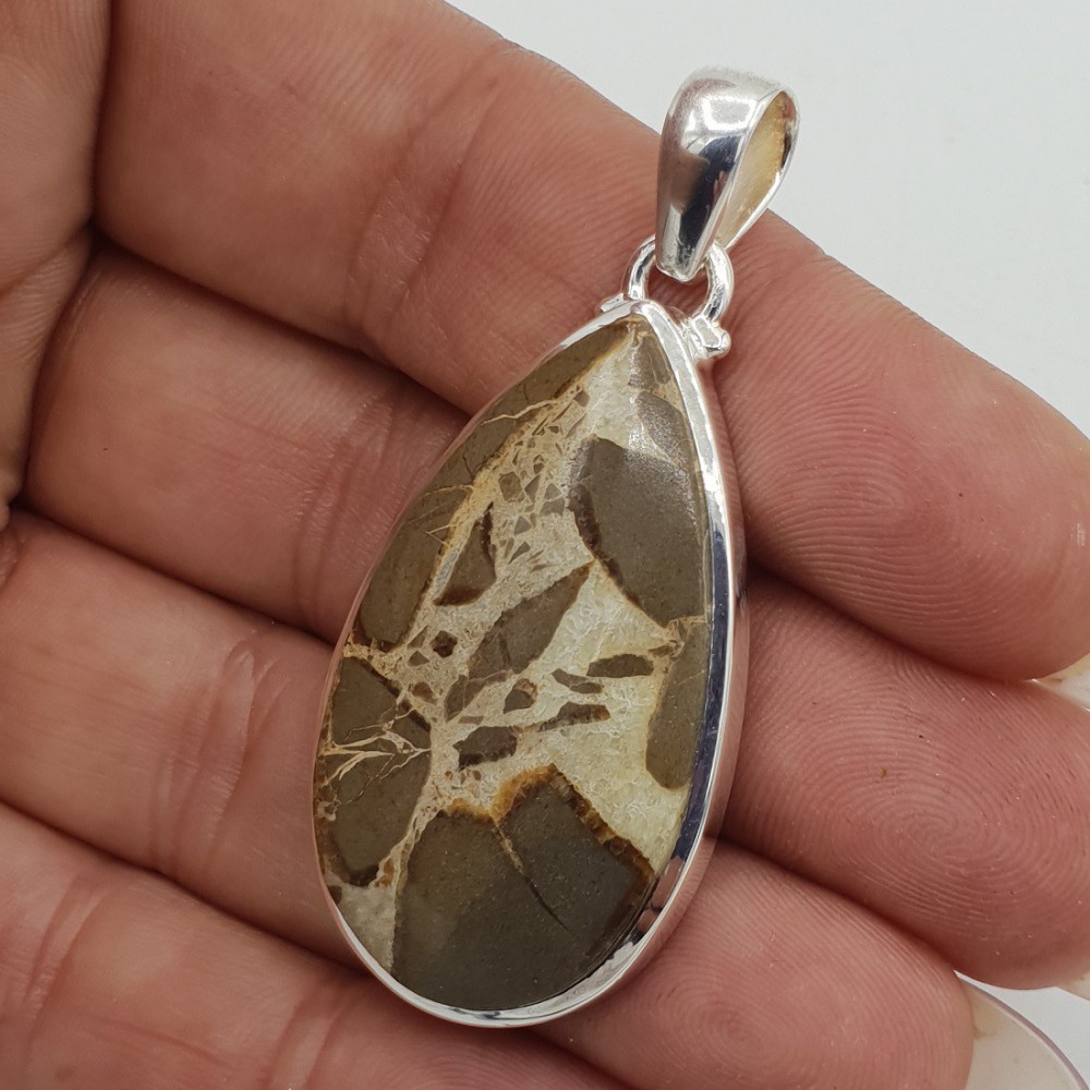 Zilveren hanger gezet met druppelvormige Septaria
