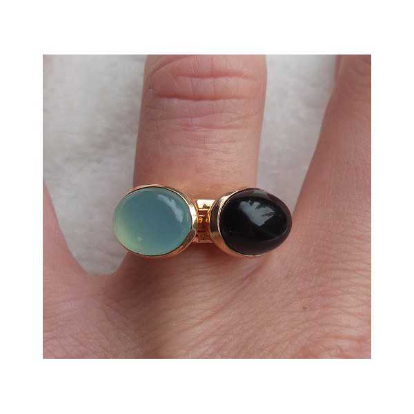 Gold-plated rings set with Chalcedony and Onyx 16.5 mm