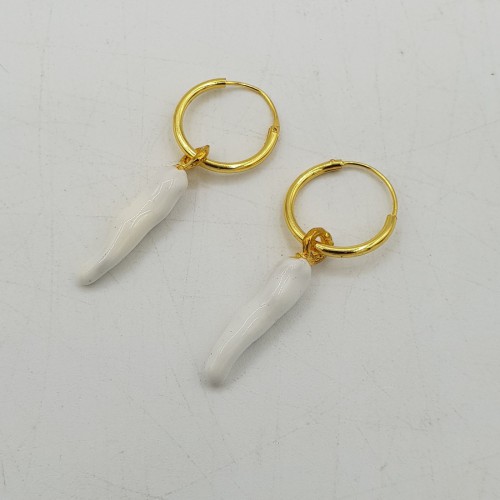 Vergulde creolen met witte peper hanger