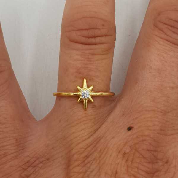 Vergoldeter ring mit der north star, set mit Zirkonia