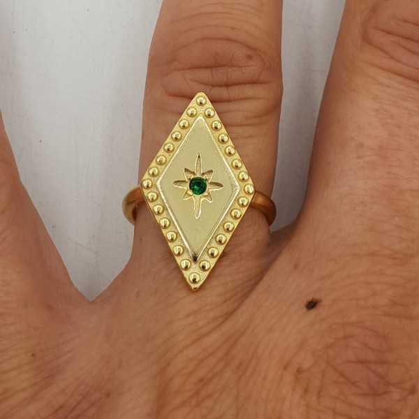 Goud vergulde ring gezet met groene Zirkonia