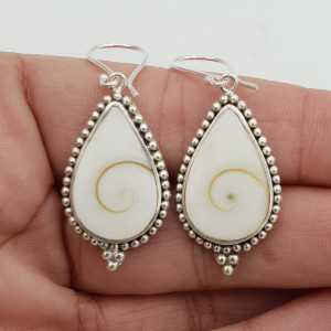925 Sterling Silber Ohrringe mit einem tropfenförmigen Shiva-shell und