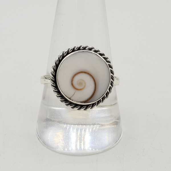 925 Sterling silver ring with round Shiva shell