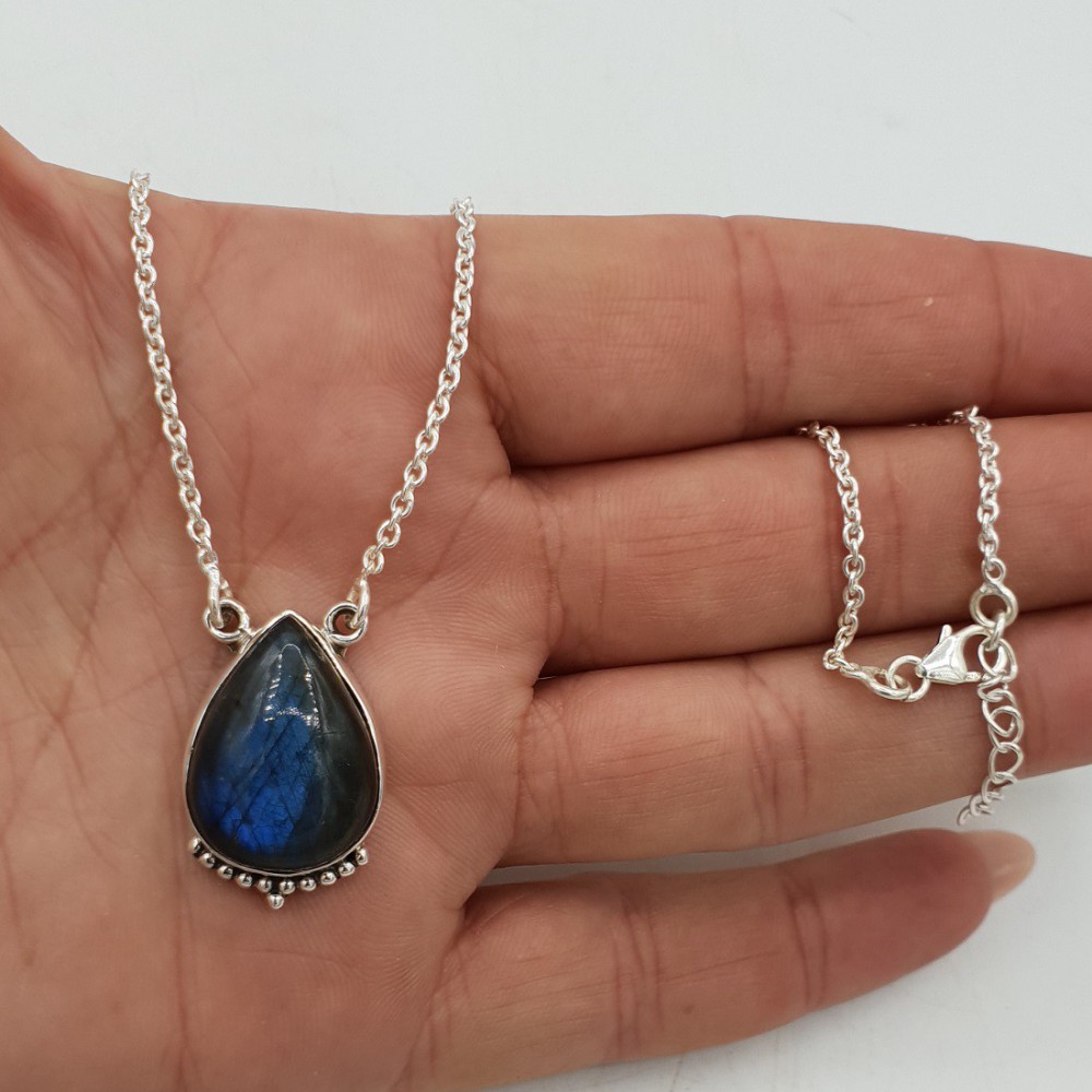 925 Sterling silver chain necklace with a teardrop shaped Labradorite pendant