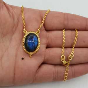 Gold plated necklace with oval shaped Labradorite pendant