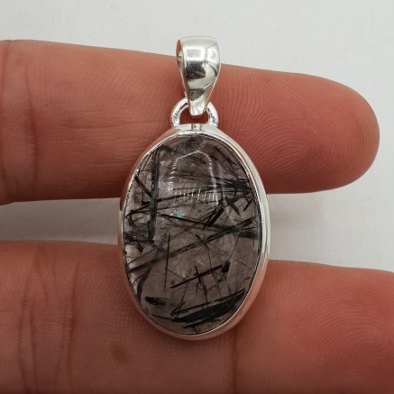 Zilveren edelsteenhanger met cabochon Toermalijnkwarts