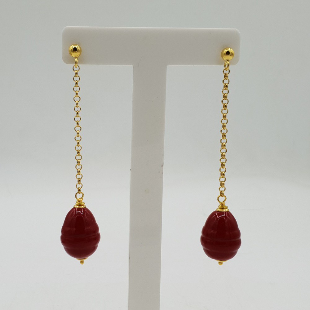 Earrings by red Pearl